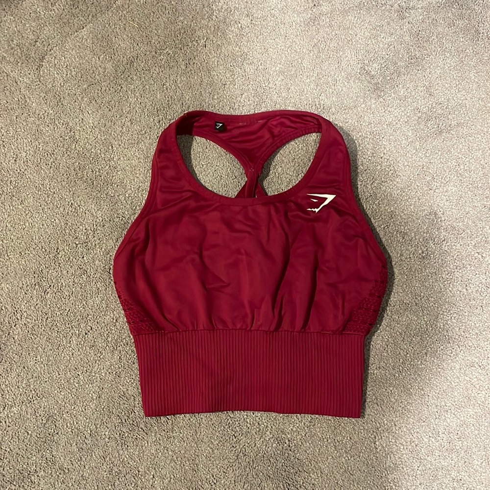Gymshark energy + seamless sports bra! Size small .. in great condition
